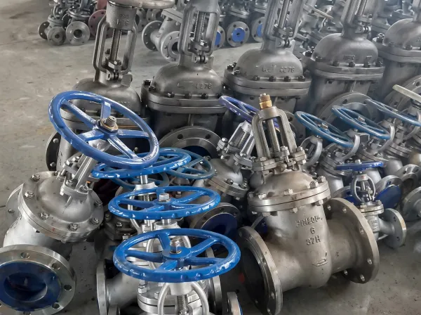 Finished gate and globe valves in stock