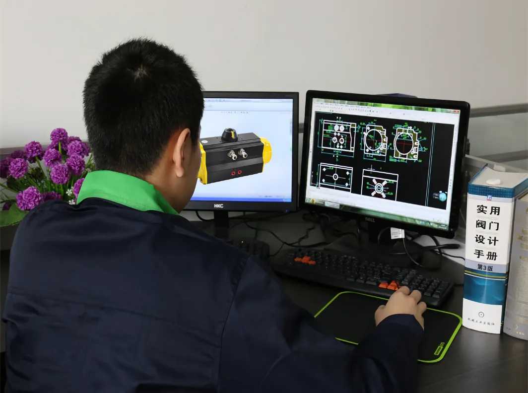 DELCO engineer providing remote technical support